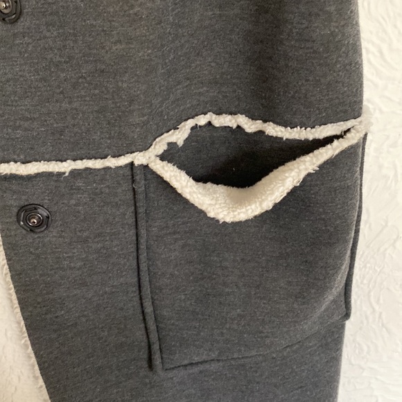 Sanctuary Clothing Los Angeles Long Grey Vest with Sherpa Lining - Picture 6 of 6